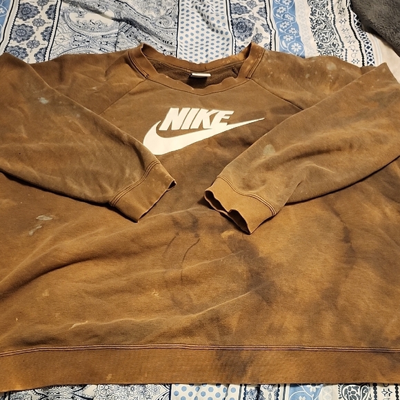 Nike Men's Crewneck Sweater in Dark Brown - Picture 1 of 6